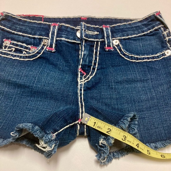 Girl’s True Religion shorts - Picture 8 of 9